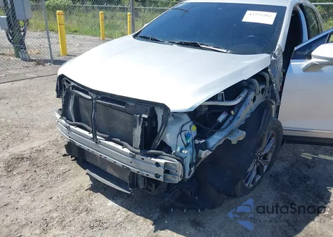2019 Cadillac Xt5 Luxury from USA, damaged, VIN 1GYKNCRS8KZ276516
